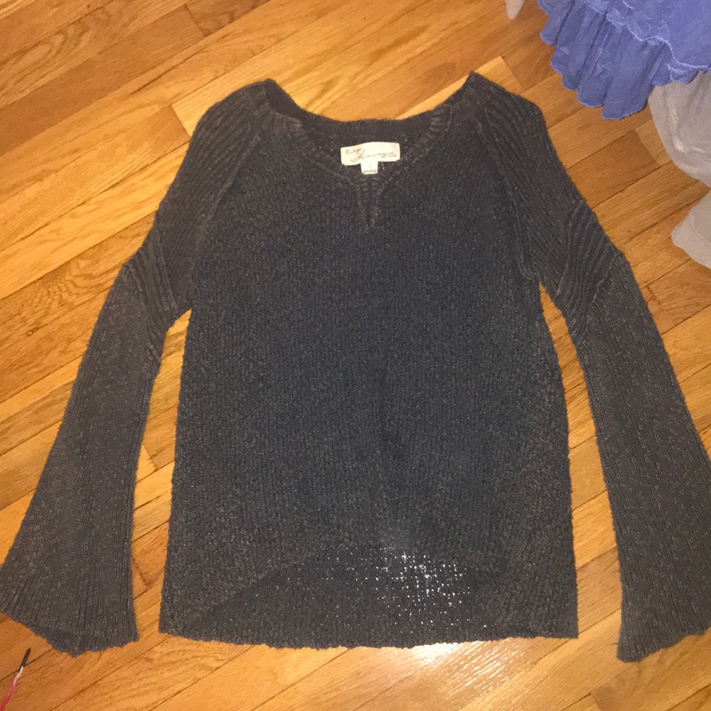 Beautiful dark grey-blue sweater. Great quality